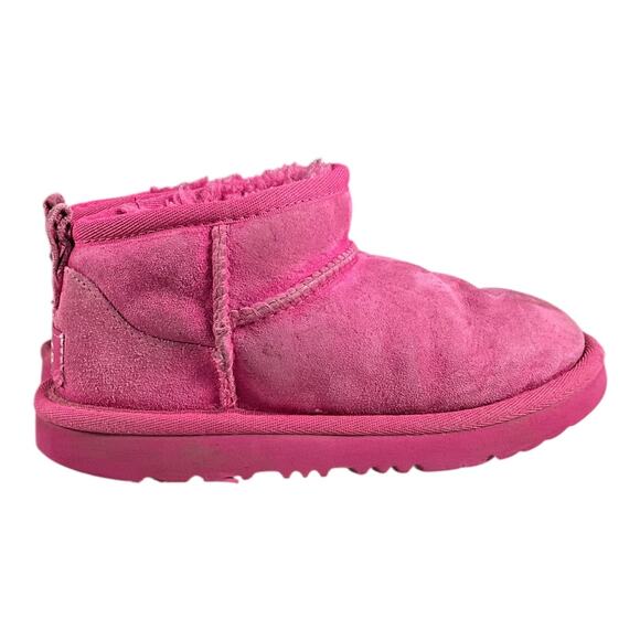 UGG Kids Pink Suede Ankle Boots Shearling Lined Size 13 Cozy Slip On Play Winter - Picture 11 of 13